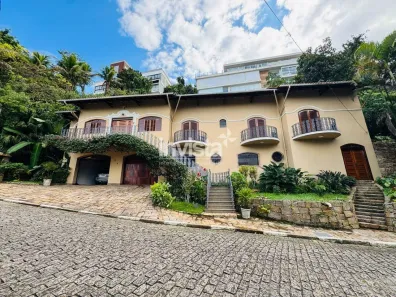 Casa com 4 Quartos para alugar, 551m² no Marapé, Santos