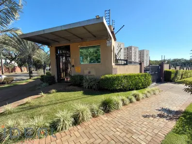Apartamento com 2 Quartos para alugar, 45m² no Zona 06, Maringá