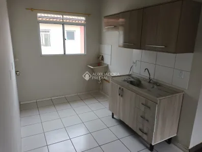 Apartamento com 2 Quartos para alugar, 45m² no Igara, Canoas