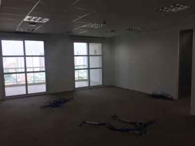 Sala Comercial para alugar, 145m² no Vila Cordeiro, São Paulo