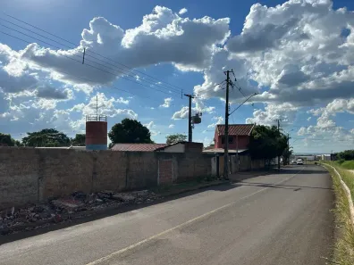 Lote/Terreno para alugar, 2400m² no Conjunto João de Barro Itaparica, Maringá