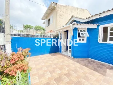 Casa com 2 Quartos para alugar, 60m² no Bom Jesus, Porto Alegre