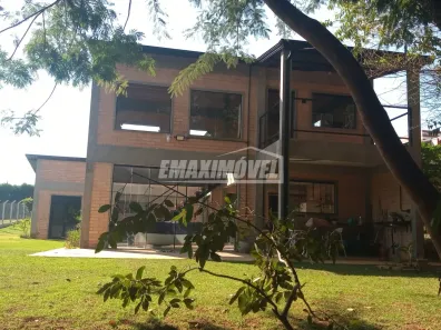 Fazenda/Sítio com 3 Quartos à venda, 184m² no Loteamento de Chácaras Arumã, Sarapuí