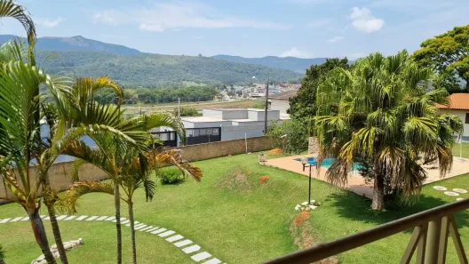 Sobrado com 6 Quartos à venda, 463m² no Jardim Estância Brasil, Atibaia