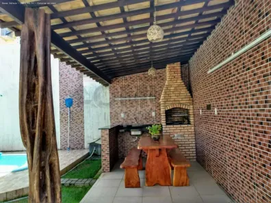 Casa de Condomínio com 3 Quartos à venda, 250m² no Robalo, Aracaju