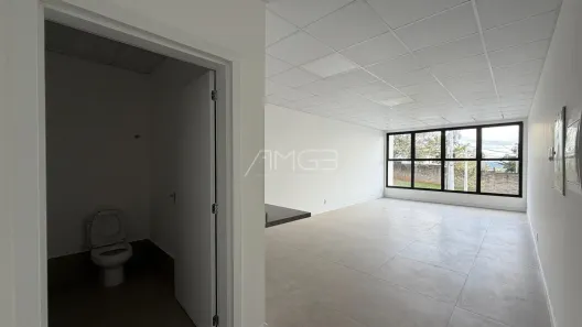 Sala Comercial com 1 Quarto para alugar, 46m² no Swiss Park, Campinas