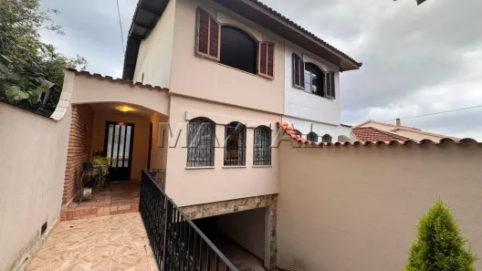 Sobrado com 3 Quartos à venda, 211m² no Vila Irmãos Arnoni, São Paulo