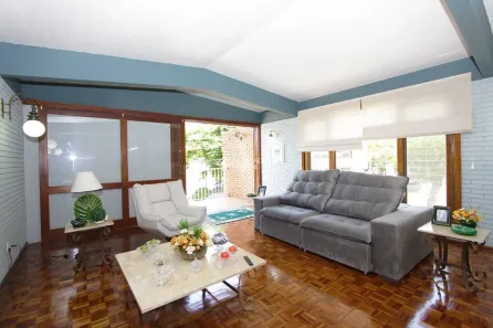 Casa com 3 Quartos à venda, 215m² no São Sebastião, Porto Alegre