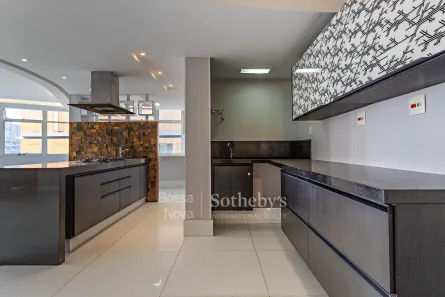 Apartamento com 3 Quartos para alugar, 178m² no Jardim Paulistano, São Paulo