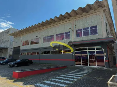 Galpão/Depósito/Armazém para alugar, 940m² no Granja Viana II, Cotia