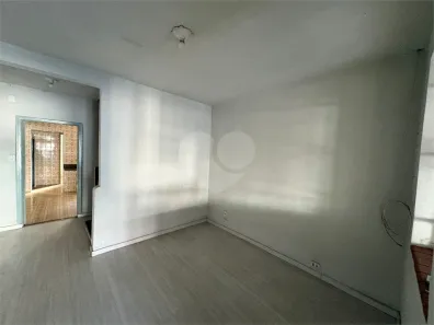 Sobrado com 2 Quartos à venda, 120m² no Parque São Jorge, São Paulo