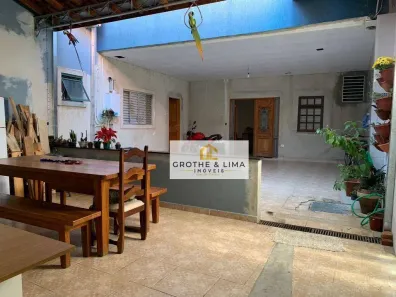 Sobrado com 4 Quartos à venda, 470m² no Centro, São José dos Campos