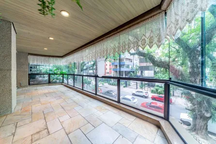 Apartamento com 3 Quartos à venda, 316m² no Petrópolis, Porto Alegre