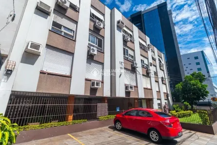 Apartamento com 2 Quartos à venda, 74m² no Independência, Porto Alegre