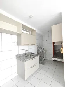 Apartamento com 3 Quartos para alugar, 74m² no Fátima, Teresina
