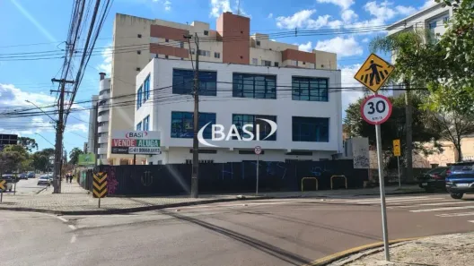 Prédio Comercial à venda, 213m² no Juvevê, Curitiba