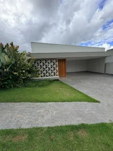 Casa de Condomínio com 3 Quartos à venda, 250m² no Loteamento Residencial Condomínio Villágio II, Araxá