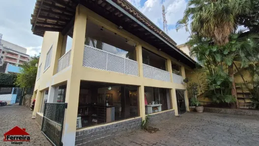 Sobrado com 4 Quartos à venda, 380m² no Sumaré, São Paulo