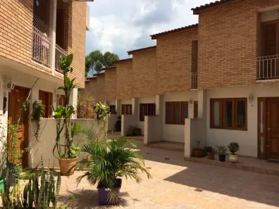 Casa de Condomínio com 2 Quartos para alugar, 100m² no Cidade dos Bandeirantes, São Paulo