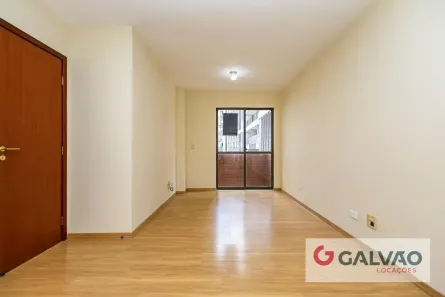 Apartamento com 3 Quartos para alugar, 77m² no Cristo Rei, Curitiba