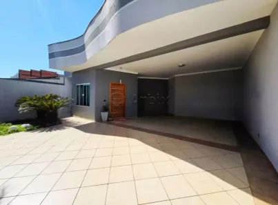 Casa com 3 Quartos à venda, 213m² no Jardim Nossa Senhora do Carmo, Americana