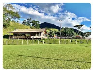 Fazenda/Sítio com 3 Quartos à venda, 1m² no Centro, Santo Amaro da Imperatriz