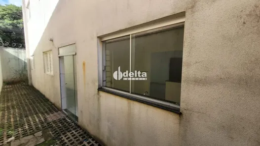 Apartamento com 3 Quartos à venda, 98m² no Segismundo Pereira, Uberlândia