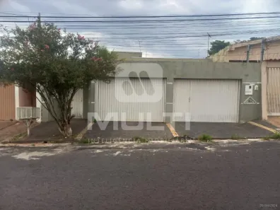 Casa com 3 Quartos para alugar, 180m² no Tibery, Uberlândia