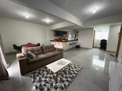 Casa com 3 Quartos à venda, 196m² no Cabral, Contagem