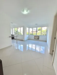 Apartamento com 2 Quartos para alugar, 75m² no Mont Serrat, Porto Alegre