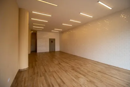Ponto Comercial para alugar, 75m² no Centro, Campo Largo