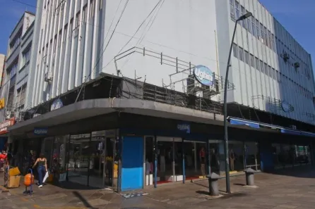 Prédio Comercial para alugar, 1696m² no Centro Histórico, Porto Alegre