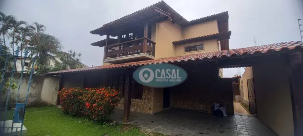 Casa com 3 Quartos à venda, 300m² no Piratininga, Niterói