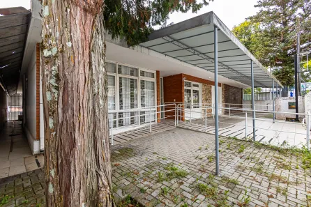 Ponto Comercial com 12 Quartos para alugar, 344m² no Seminário, Curitiba