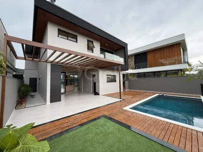 Casa com 3 Quartos à venda, 270m² no Pedra Branca, Palhoça