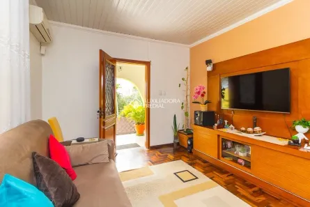 Casa com 3 Quartos à venda, 280m² no Partenon, Porto Alegre