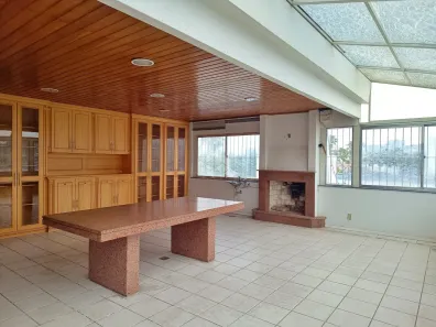 Sala Comercial à venda, 88m² no Bom Fim, Porto Alegre