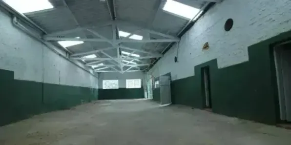 Galpão/Depósito/Armazém com 1 Quarto para alugar, 285m² no Santa Terezinha, Santo André