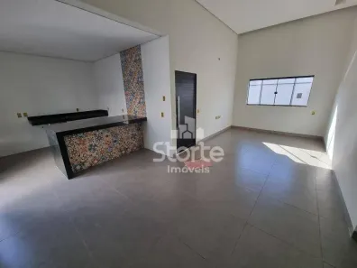 Casa com 3 Quartos à venda, 88m² no Novo Mundo, Uberlândia