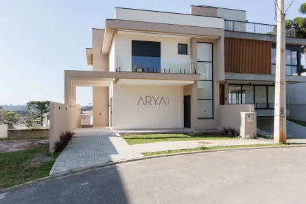 Casa com 3 Quartos à venda, 189m² no Santa Cândida, Curitiba