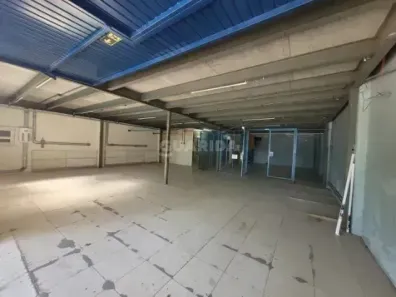Ponto Comercial para alugar, 300m² no São João, Porto Alegre