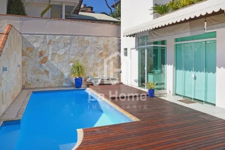 Casa com 3 Quartos à venda, 403m² no Garcia, Blumenau