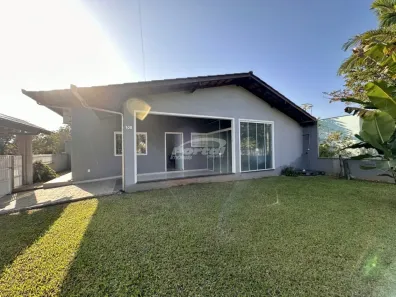 Casa com 2 Quartos à venda, 107m² no Itacolomi, Balneário Piçarras