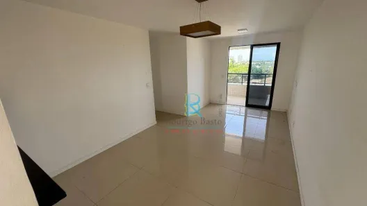 Apartamento com 3 Quartos para alugar, 84m² no Coité, Eusébio
