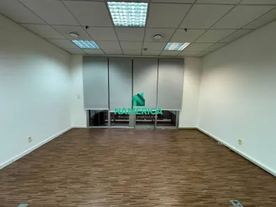Sala Comercial para alugar, 56m² no Vila São Francisco (Zona Sul), São Paulo