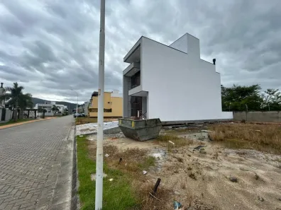 Lote/Terreno à venda, 150m² no Beira Rio, Biguaçu