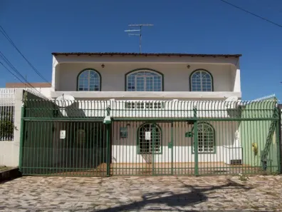 Sobrado com 6 Quartos à venda, 235m² no Taguatinga Norte, Brasília