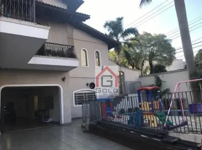 Sobrado com 5 Quartos à venda, 628m² no Vila Guiomar, Santo André