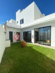 Sobrado com 3 Quartos à venda, 146m² no Residencial Parque dos Girassóis, Presidente Prudente