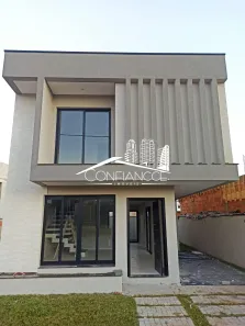 Casa de Condomínio com 3 Quartos à venda, 128m² no Santa Cândida, Curitiba